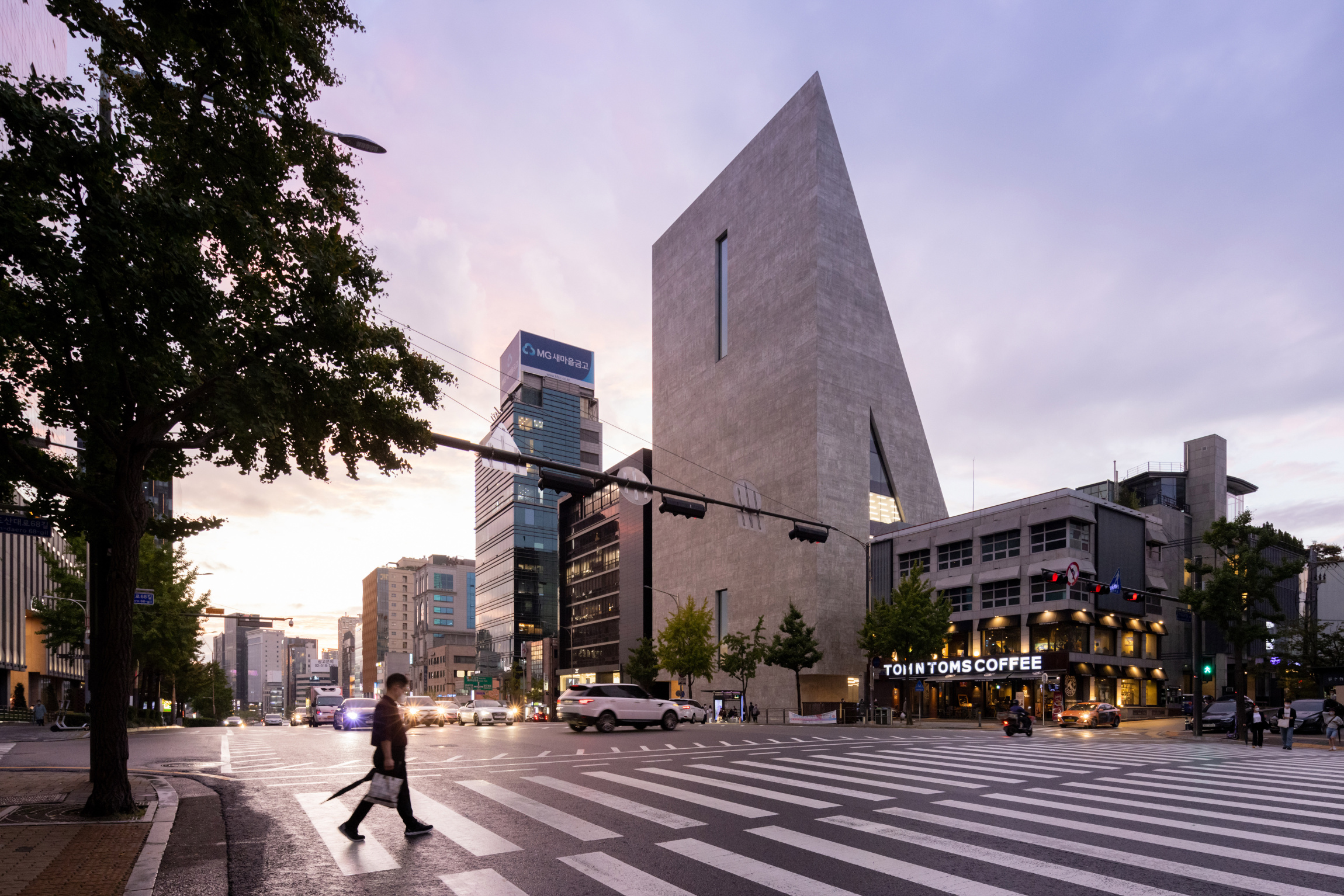 473 ST International HQ and SONGEUN Art Space – Herzog & de Meuron