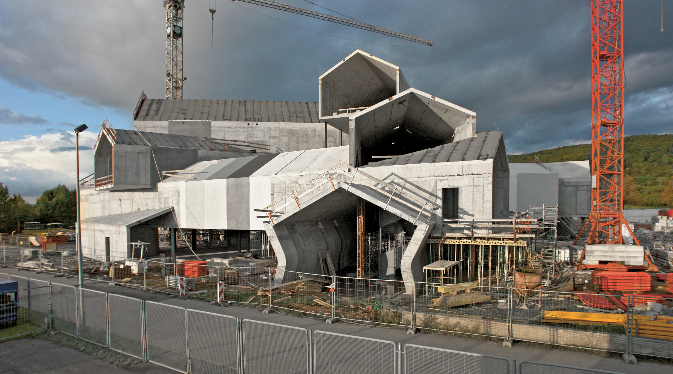 294 VitraHaus – Herzog & de Meuron