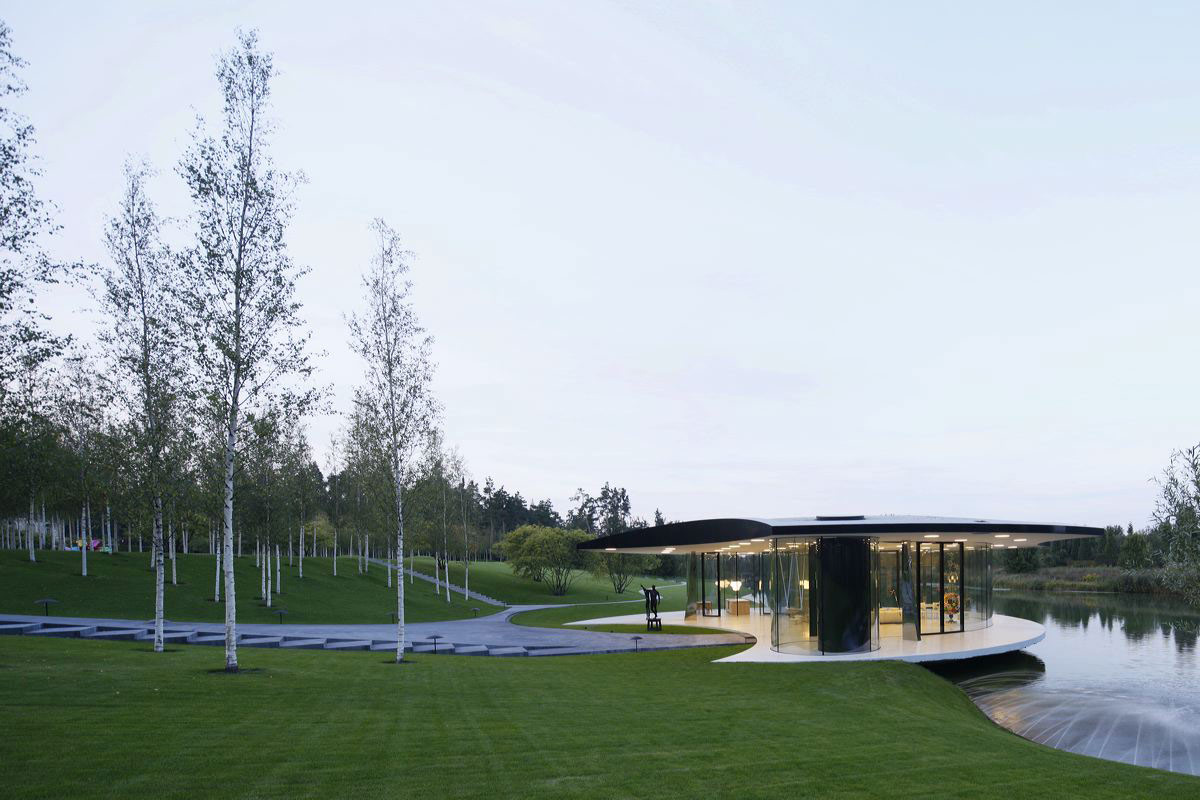 370 Pavilion at a Lakeside Herzog & de Meuron