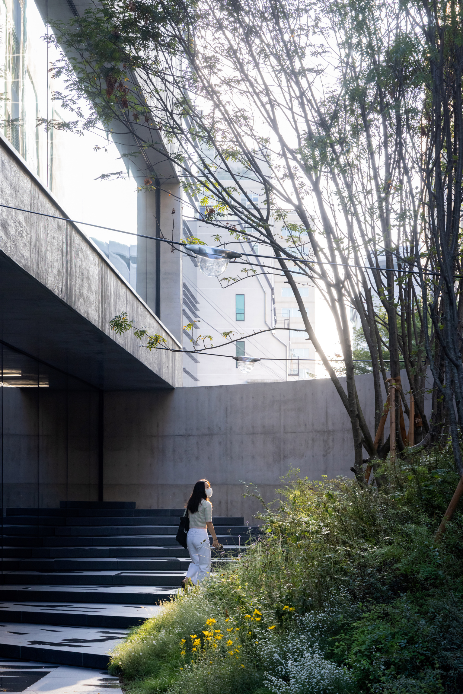 473 ST International HQ and SONGEUN Art Space – Herzog & de